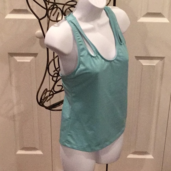 🏋️‍♀️WORKOUT TOP - Picture 3 of 6